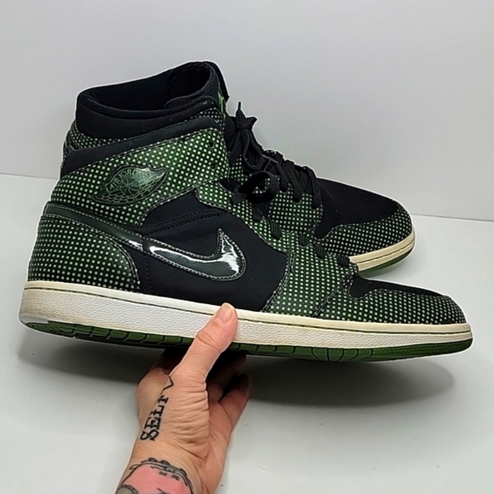 Jordans | 1 Retro High Chlorophyll green/black hi-top sneakers | MENS 14 - Picture 1 of 11